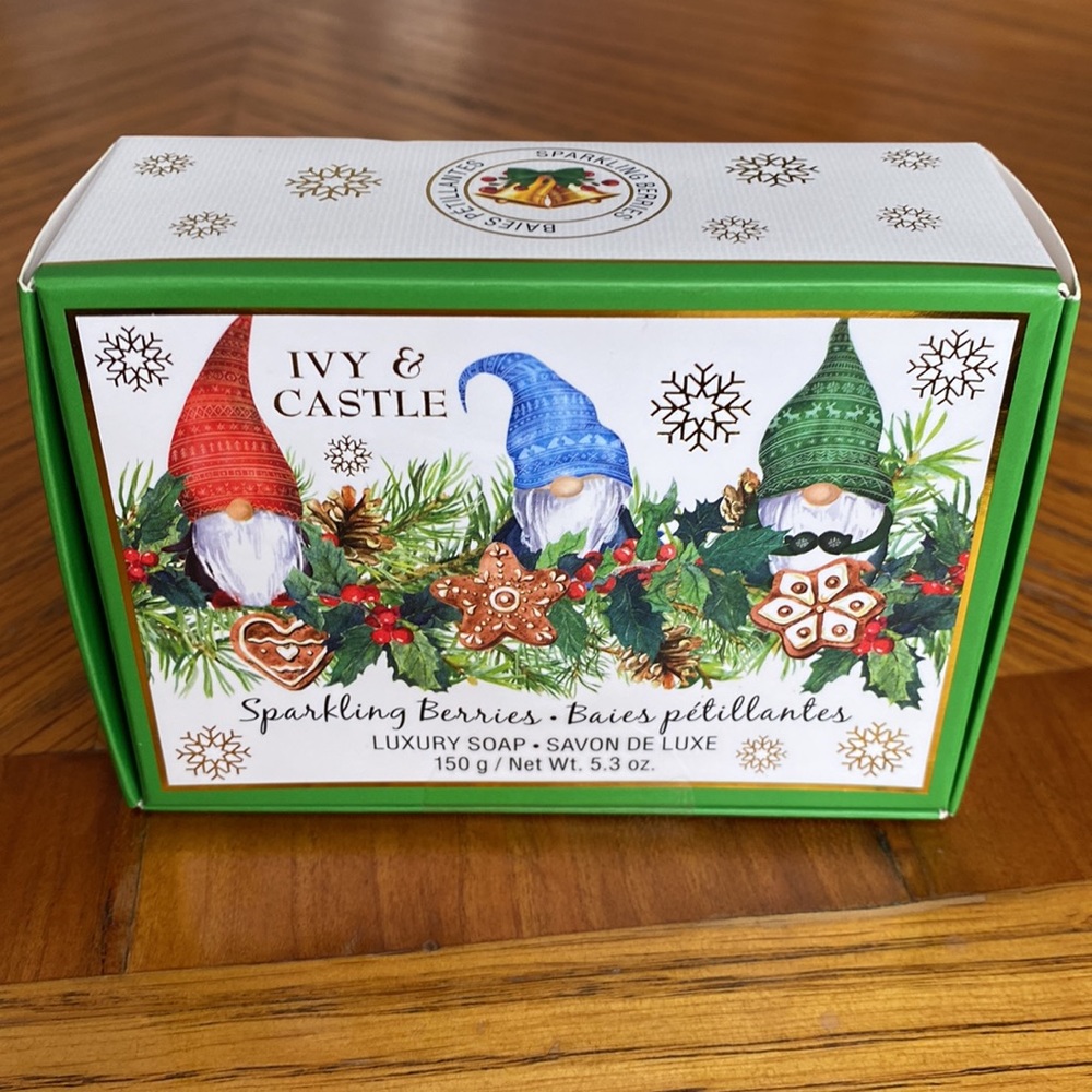 Ivy and castle luxury soap- sparkling berries